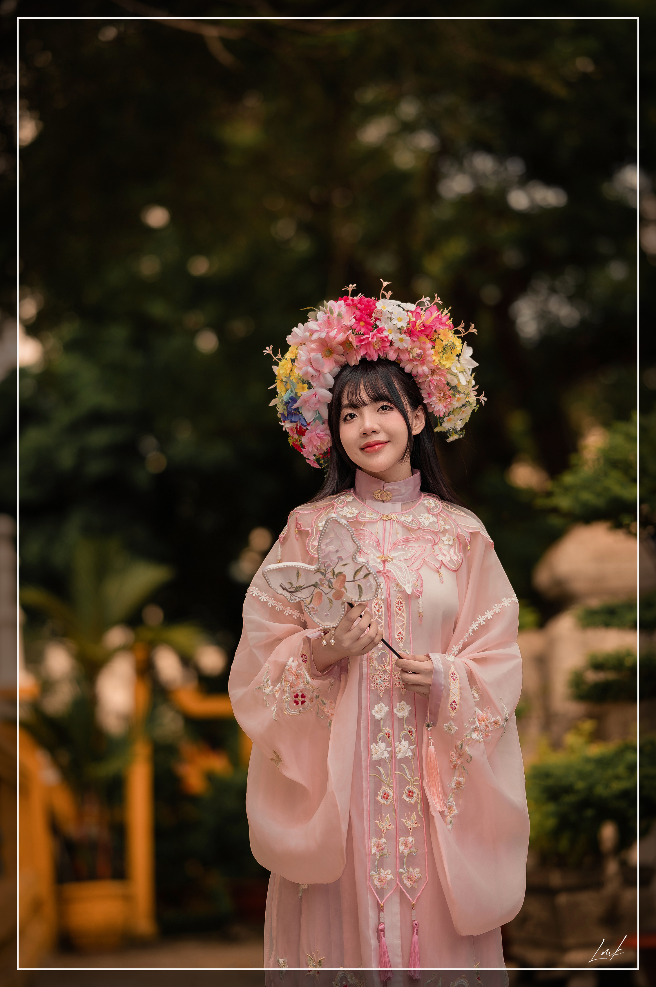 Nét Cổ Vừa Chạm