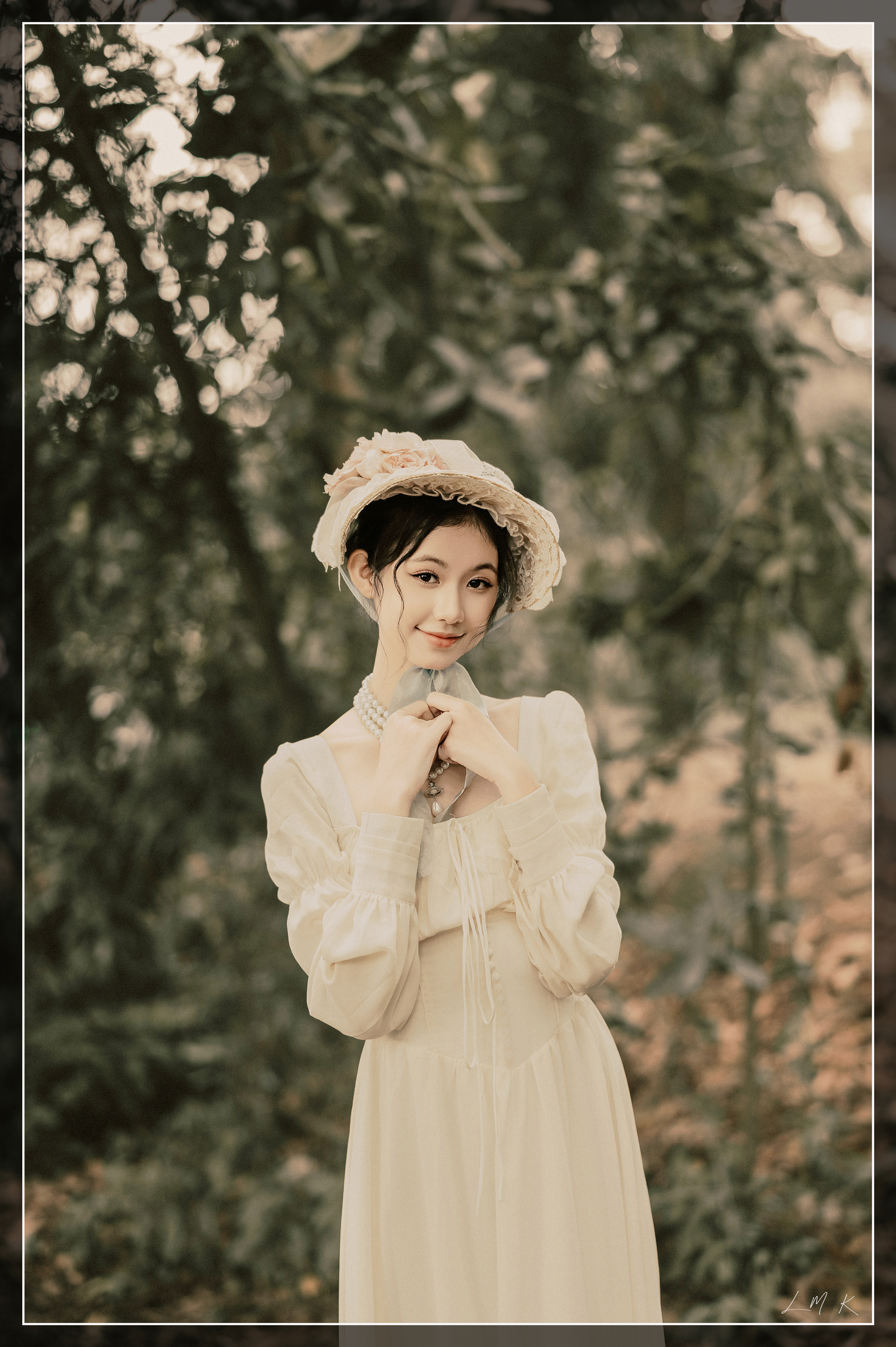 Mộng Hoa Qua Mái Ngói