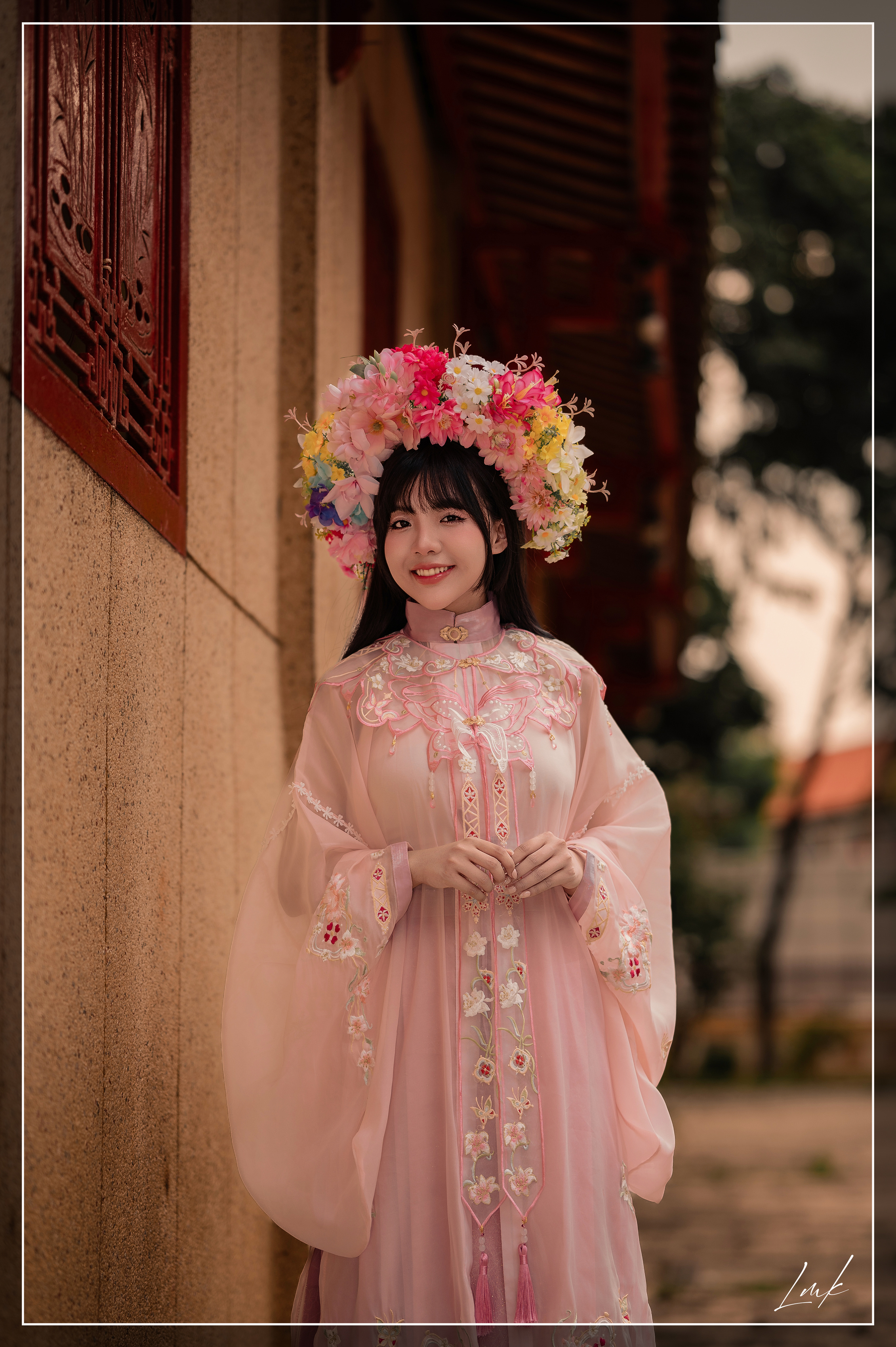 Nét Cổ Vừa Chạm