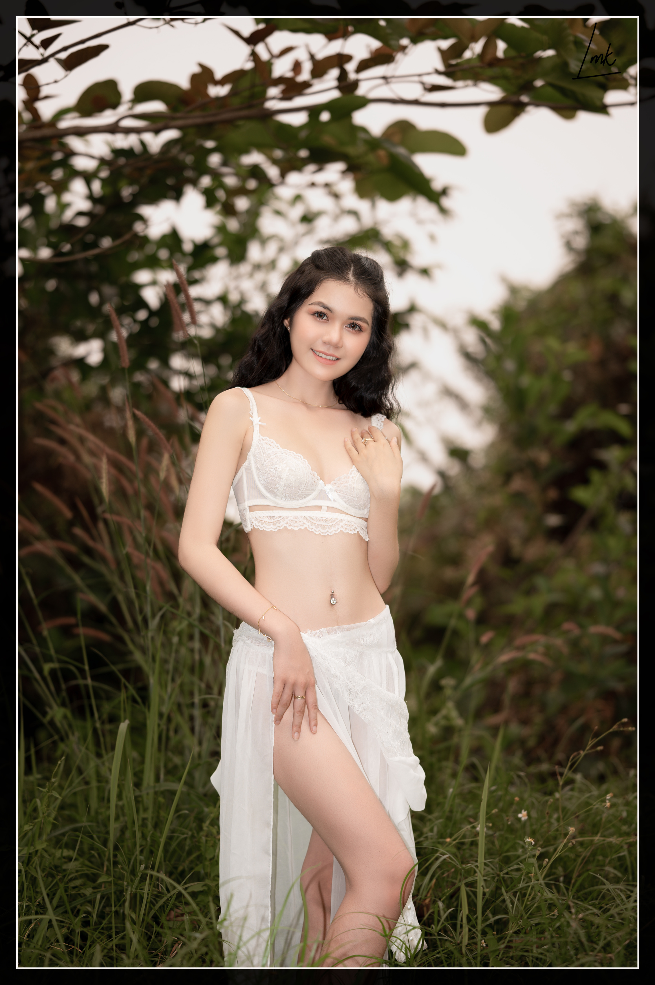 Khoảng Lặng Của Riêng Nàng